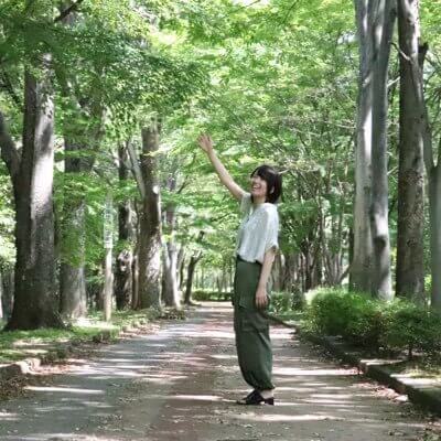こん