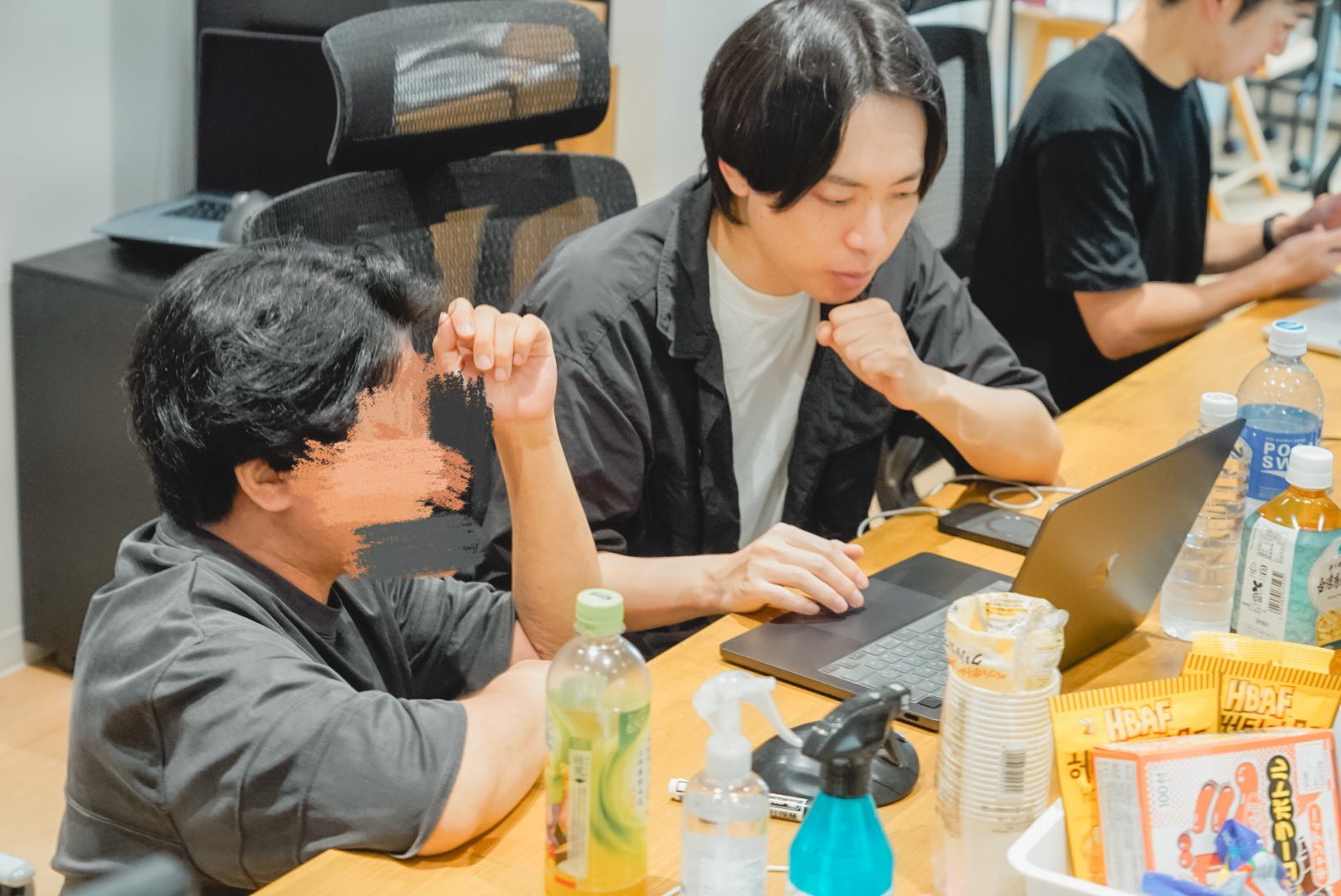 AIオフライン作業会 - 講師と参加者が画面を見ながら実装を進める様子